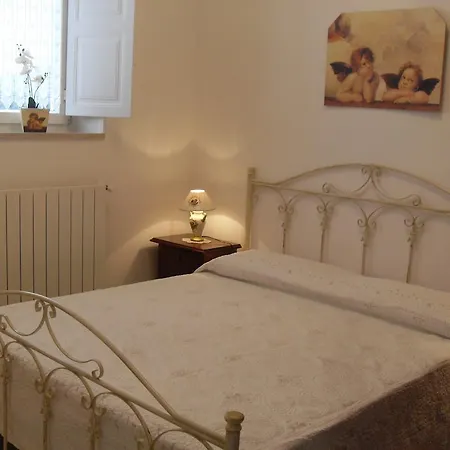 ベッド・アンド・ブレックファスト Agriturismo Il Vignaletto マルティナ・フランカ