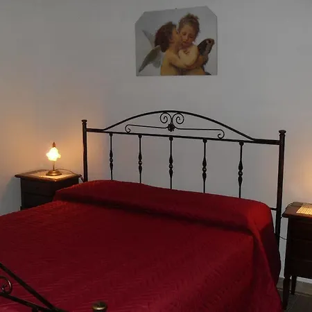 ベッド・アンド・ブレックファスト Agriturismo Il Vignaletto